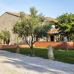 Mas Latour Lavail 4* Perpinhã