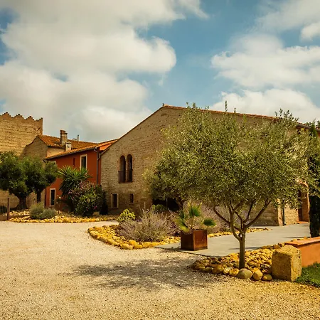 Mas Latour Lavail 4*