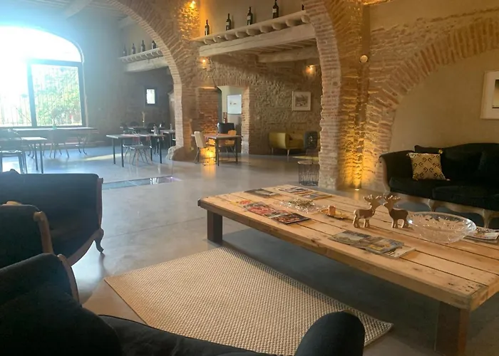 Gæstehus Mas Latour Lavail 4*